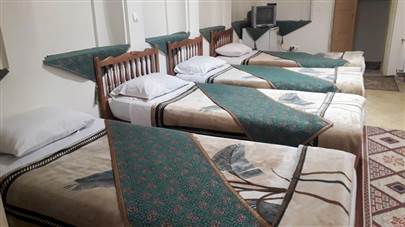 اتاق چهار تخته هتل کهن کاشانه یزد اتاق چهار تخته هتل کهن کاشانه یزد